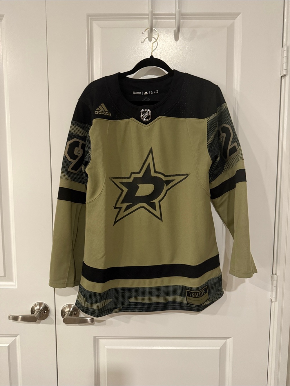 adidas NWT Dallas Stars Olive & Black Team Hockey Jersey Oettinger size 42